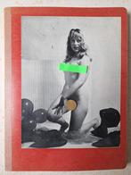 Plakboek met naaktfotografie uit o.a. NUS jaren '50, '60, Gelezen, Ophalen of Verzenden, Overige onderwerpen