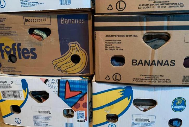 Opkoper gezocht voor volle dozen dameskleding, Kleding | Dames, Dames-kledingpakketten, Zo goed als nieuw, Maat 36 (S), Ophalen of Verzenden