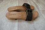 Mooie Esprit slippers maat 38, Slippers, Bruin, Ophalen of Verzenden, Zo goed als nieuw