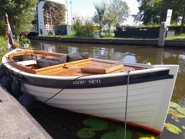 Sloep eikenhout, Watersport en Boten, Sloepen, Gebruikt, Tot 10 pk, 3 tot 6 meter, Buitenboordmotor, Benzine, Hout, Ophalen