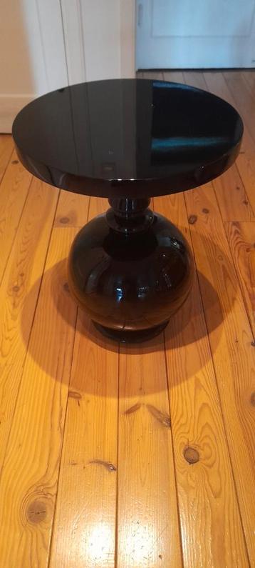 bol tafel zwart  beschikbaar voor biedingen