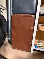 Oude koffer bruin, Ophalen, Zo goed als nieuw, Binnendeur, 200 tot 215 cm