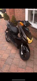 Yamaha aerox 70cc - afgesteld bij ddl tuning, Ophalen, Zo goed als nieuw