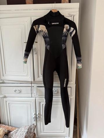 Dames surf pak Mystic Diva 3:2 size S beschikbaar voor biedingen