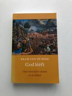 A. van de Beek - God lééft, Ophalen of Verzenden, Zo goed als nieuw, A. van de Beek