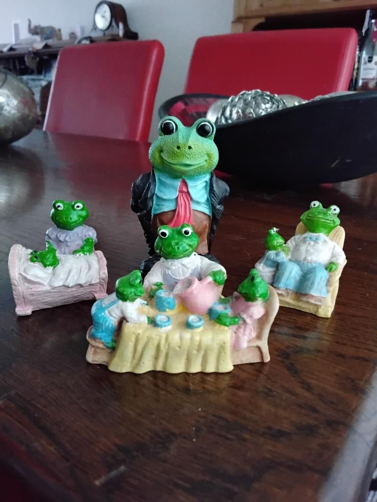 Schattige kikkerbeeldjes, zie de foto's, Verzamelen, Ophalen, Dier