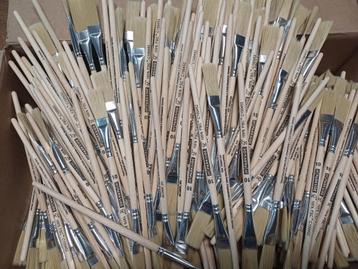 Ca. 250 kwasten beschikbaar voor biedingen