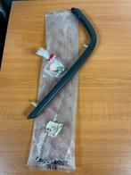 Toyota carina ta14 sierlijst voorbumper nieuw 52052-19015, Ophalen of Verzenden, Zo goed als nieuw