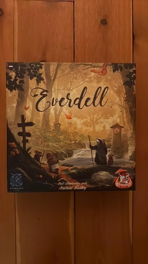 Everdell Bordspel - Zo Goed Als Nieuw!, Hobby en Vrije tijd, Gezelschapsspellen | Bordspellen, Zo goed als nieuw, Een of twee spelers