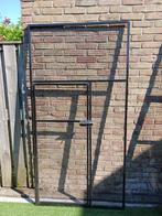 Vier zwarte voiliere panelen en wat gaas, Ophalen, Gebruikt, Aluminium, Volière