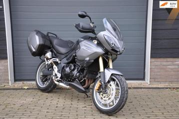 Triumph Tiger 1050 ABS Koffers en verlaagd beschikbaar voor biedingen