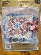 Kussen en tafelkleed borduurpakket, Ophalen of Verzenden, Nieuw, Handborduren, Borduurpakket