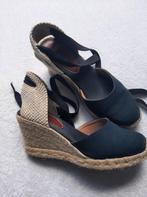 Donkerblauwe espadrilles Manfield. Maat 39, Blauw, Ophalen of Verzenden, Zo goed als nieuw, Espadrilles of Moccasins