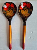 Twee houten beschilderde eetlepels Khokhloma, Antiek en Kunst, Curiosa en Brocante, Ophalen of Verzenden