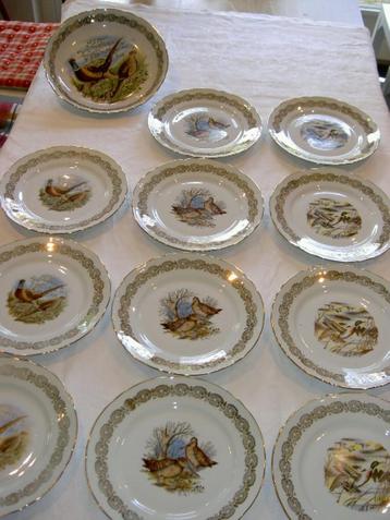 Frans wildservies beschikbaar voor biedingen