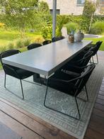 Beton cire tuintafel voor 10 personen, zwarte metalen poten, Tuin en Terras, Tuintafels, Ophalen of Verzenden, Zo goed als nieuw