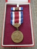 CSSR, vrijwilliger medaille voor socialistische arbeid., Ophalen of Verzenden, Overige materialen, Buitenland