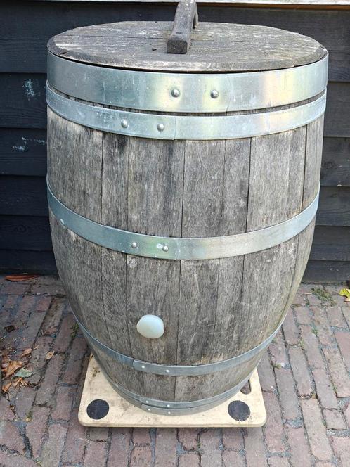 Regenton, bordeaux wijnvat, Tuin en Terras, Regentonnen, Zo goed als nieuw, Hout, 150 liter of meer, Met kraantje, Ophalen