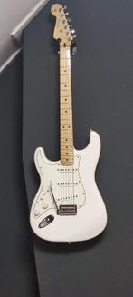 Te koop. Fender Player Stratocaster | (Linkshandig), Muziek en Instrumenten, Solid body, Zo goed als nieuw, Fender, Ophalen