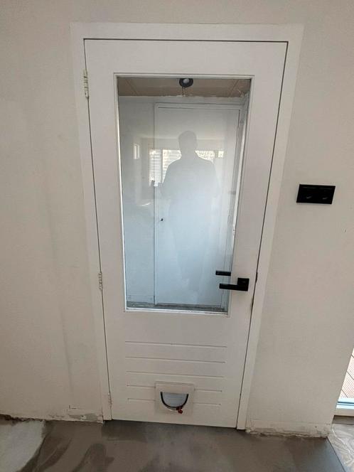 Gratis 2 stompe deuren!, Doe-het-zelf en Verbouw, Deuren en Horren, Gebruikt, Binnendeur, 200 tot 215 cm, 80 tot 100 cm, Glas