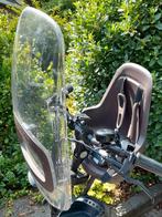 Fietsstoeltje Bobike met scherm en bevestigingsblokje, Fietsen en Brommers, Fietsaccessoires | Fietsstoeltjes, Ophalen, Gebruikt