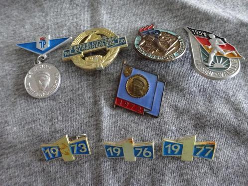 DDR:  FDJ - Junge Pioniere abzeichen, Verzamelen, Overige Verzamelen, Ophalen of Verzenden