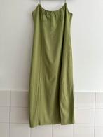 Jurk olijfgroen met split Zara maat L/XL, Kleding | Dames, Jurken, Zara, Maat 42/44 (L), Ophalen of Verzenden, Zo goed als nieuw