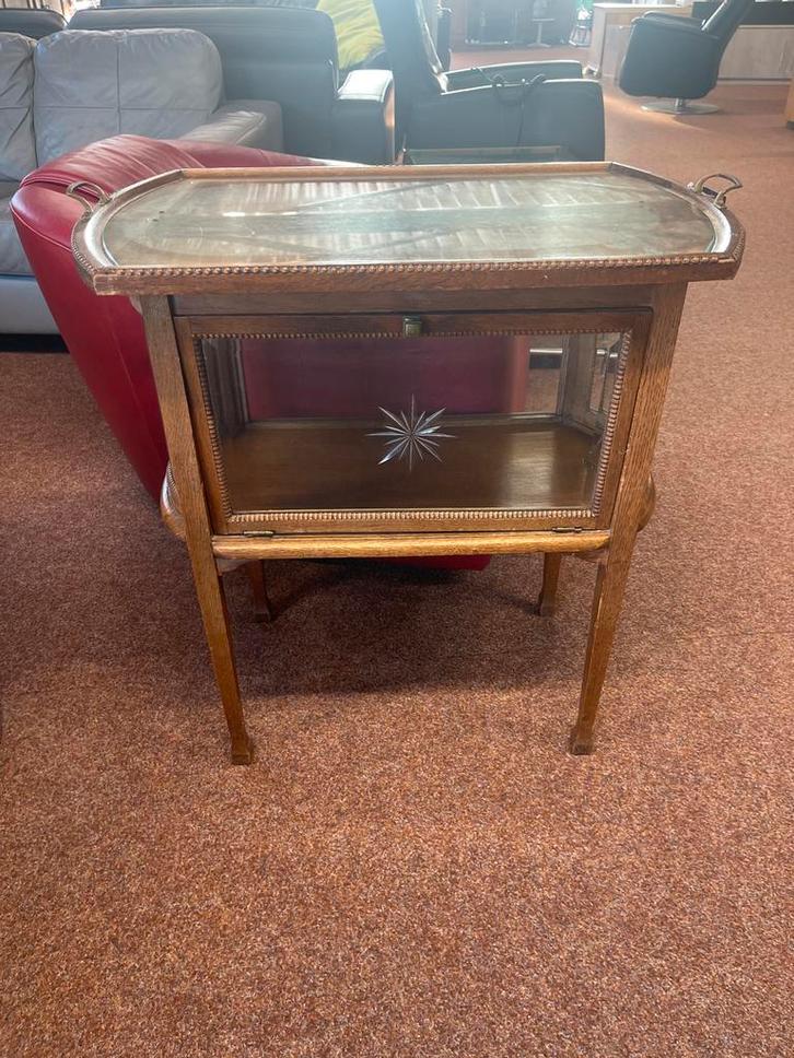 Antiek theekastje met afneembaar dienblad., Antiek en Kunst, Antiek | Meubels | Kasten, Ophalen