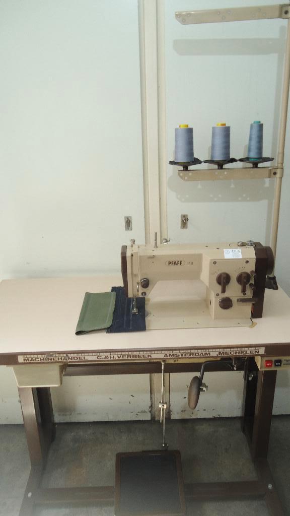 Industrie Naaimachine Pfaff zig -zag Rechtstikker (118), Hobby en Vrije tijd, Naaimachines en Toebehoren, Gebruikt, Naaimachine
