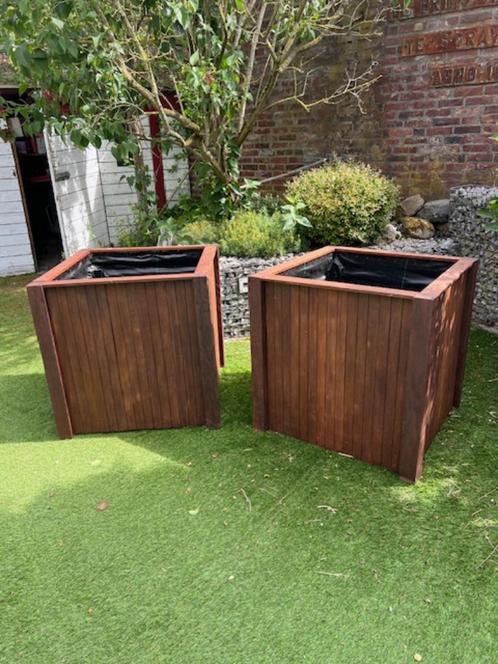 verrijdbare hardhouten bloembakken 85x85x80  (LxBxH), Tuin en Terras, Bloembakken en Plantenbakken, Zo goed als nieuw, Hout, Balkon