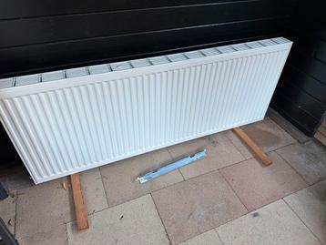 Radiator verwarming 160x60 type 22 beschikbaar voor biedingen