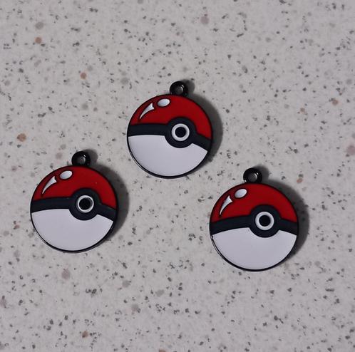 Pokemon bal bedel "nieuw", Hobby en Vrije tijd, Kralen en Sieraden maken, Nieuw, Bedel, Ophalen of Verzenden