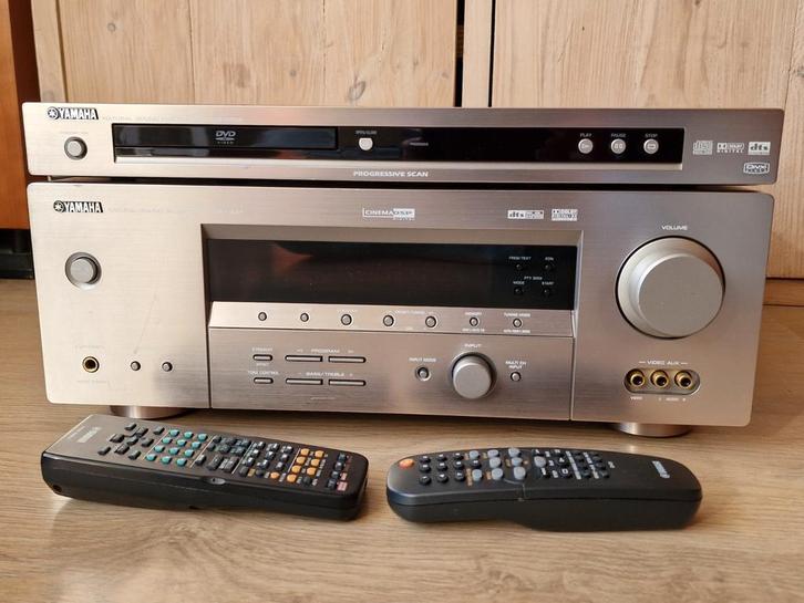 Yamaha RX-V357 Receiver + CD / DVD speler, Audio, Tv en Foto, Versterkers en Receivers, Zo goed als nieuw, 5.1, 60 tot 120 watt
