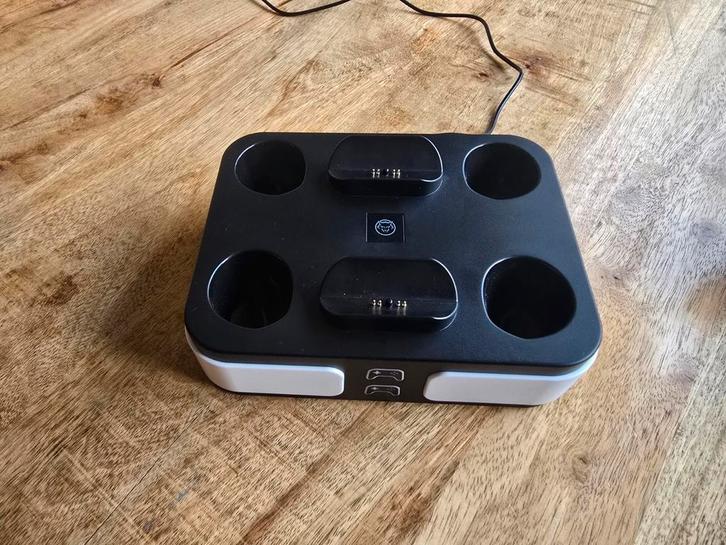 Qware ps5 controller Oplaadstation, Spelcomputers en Games, Spelcomputers | Sony PlayStation Consoles | Accessoires, Gebruikt