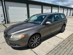 Volvo V70 2.5T Kinetic AIRCO TREKHAAK 353DKM NAP!, Voorwielaandrijving, Electronic Stability Program (ESP), 1573 kg, 2521 cc