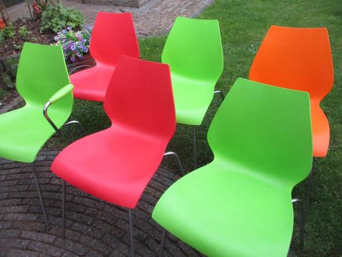 Maui Kartell Stapelstoelen (6)3 kleuren,40,00e per stuk., Huis en Inrichting, Stoelen, Gebruikt, Vijf, Zes of meer stoelen, Kunststof