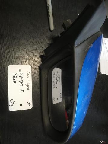 Opel Tigra 1996  spiegel electr. rechts beschikbaar voor biedingen