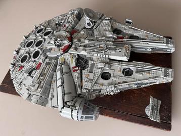 LEGO 75192 Millennium Falcon - Compleet met instructieboek! beschikbaar voor biedingen