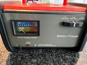 Acculader 6V/12V - Zeer Goede Staat! beschikbaar voor biedingen