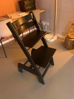 Tripp Trapp stoel zwart (oud model), Kinderen en Baby's, Kinderstoelen, Ophalen, Gebruikt, Meegroeistoel