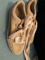Nieuwe oud roze Suede Puma sneakers mt 40,5, Ophalen of Verzenden, Zo goed als nieuw, Roze, Sneakers of Gympen