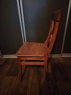 2 houten (eetkamer) stoelen, Zo goed als nieuw, Ophalen