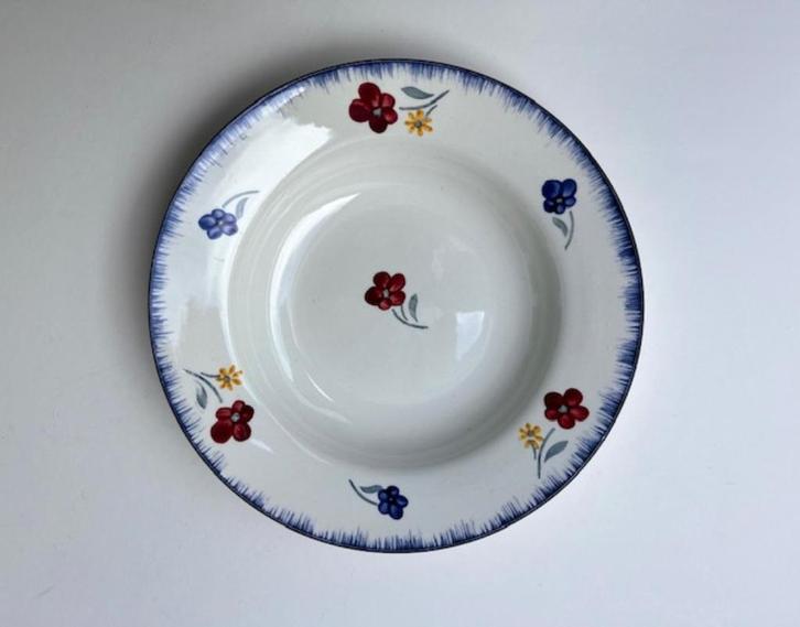 Digoin Sarreguemines Mary Lou soepbord diep bord 1922-1965, Antiek en Kunst, Antiek | Servies los, Ophalen of Verzenden