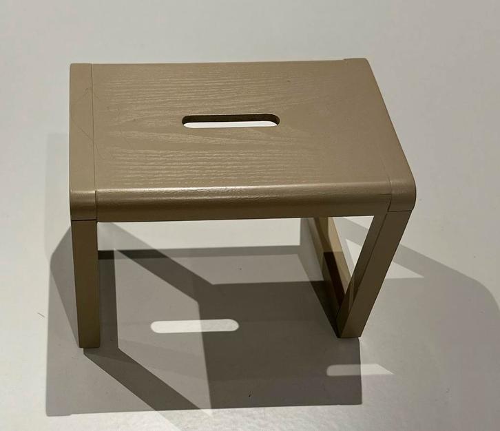 Ferm Living Little Architect Krukje - Cashmere, Huis en Inrichting, Krukjes, Nieuw, Hout, Ophalen