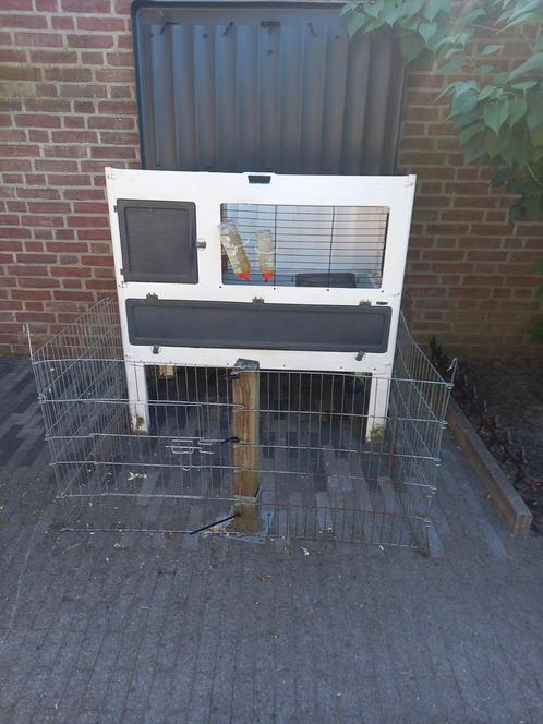 Te koop kunststof konijnenhok, Dieren en Toebehoren, Knaagdieren en Konijnen | Hokken en Kooien, Gebruikt, Hok, 90 cm of meer