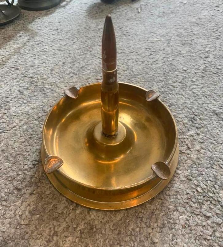 Koperen asbak gemaakt van kogel huls WO info 0646396866, Antiek en Kunst, Antiek | Koper en Brons, Ophalen of Verzenden