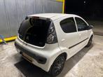 Citroën C1 1.0i 68PK 5D 2012 Wit, Auto's, Voorwielaandrijving, Zwart, 4 stoelen, C1