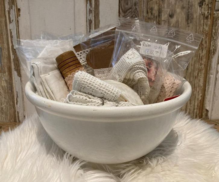 Brocante kant - kantjes - kastrandjes - stopgaren - knoopjes, Hobby en Vrije tijd, Naaien en Fournituren, Nieuw, Overige typen