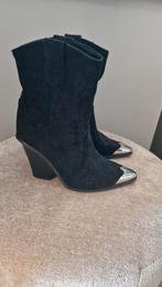 Schoenen / laarzen dames mt 39, Kleding | Dames, Hoge laarzen, Zwart, Ophalen of Verzenden, Zo goed als nieuw