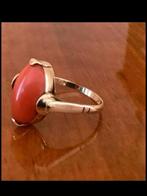 RING 14 kt goud, BLOEDKORAAL., Ophalen of Verzenden, Goud, Ring, Met edelsteen